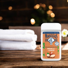 Creamy lather close-up on Le Petit Marseillais Argan BIO and Karite Body Wash for hydrating cleanse.