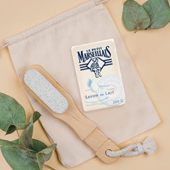 Le Petit Marseillais Lait solid soap with France origin label