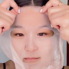 Leaders Insolution mask soft cotton material suitable for sensitive skin.