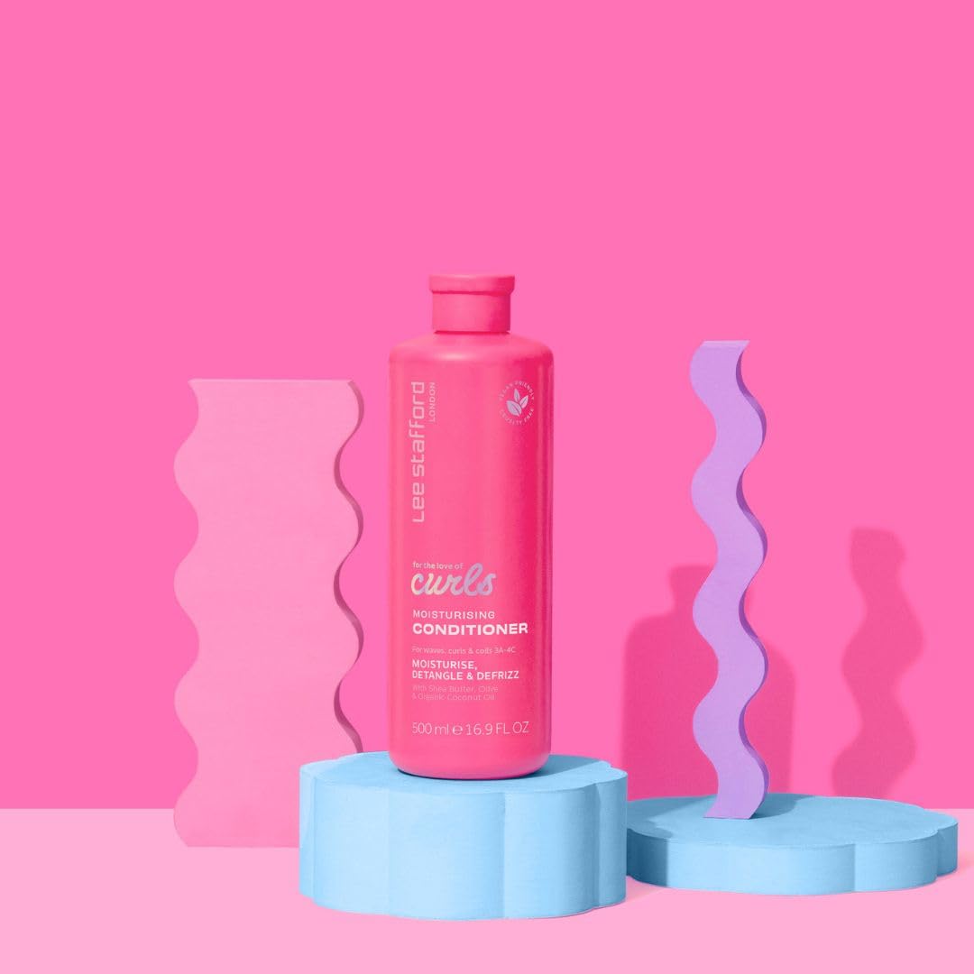 Lee Stafford conditioner coconut oil closeup highlighting hydration and shine