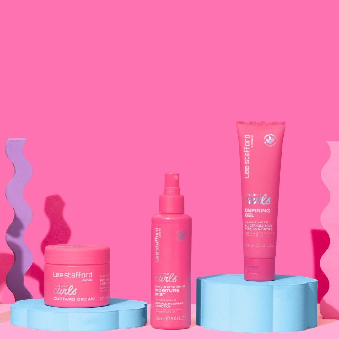 Lee Stafford defined curls closeup after use, smooth detangled strands