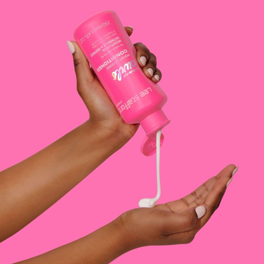 Lee Stafford For The Love Of Curls conditioner rinse after use for glossy hair