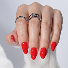 Leefrei red press-on nails kit for quick at-home glam