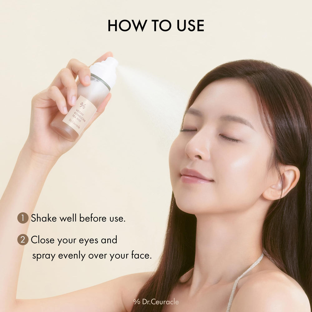 One-hand use of Leegeehaam Tea Mist for quick hydration.