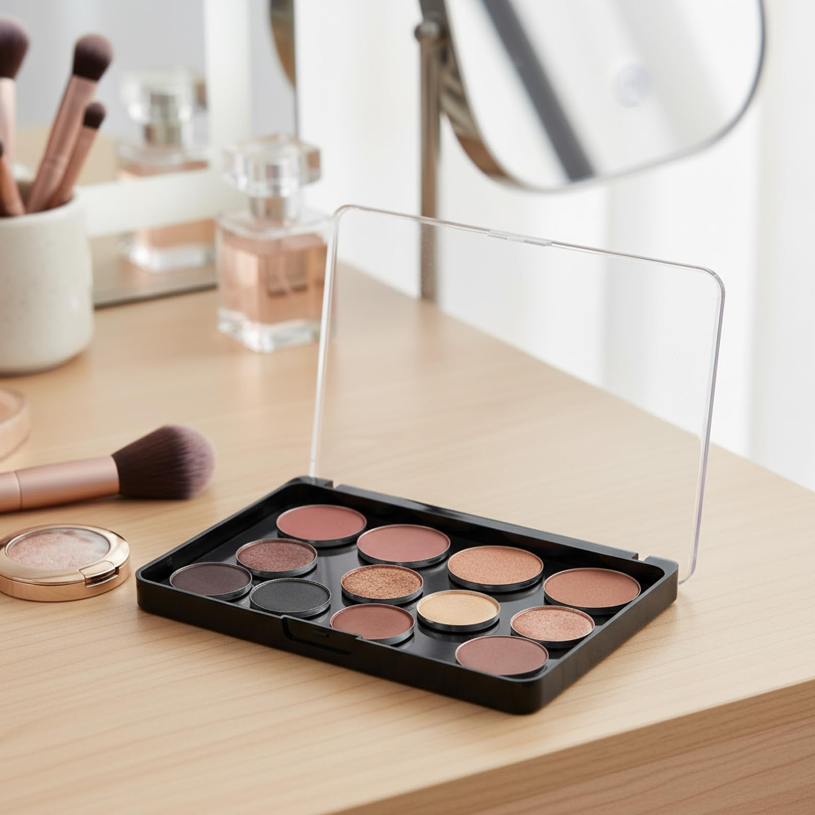Lemecima strong magnets keep cosmetics securely in place during travel