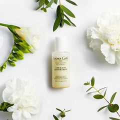 Leonor Greyl L'Huile Pre-Shampoo oil on hair demonstrates detangling and shine.