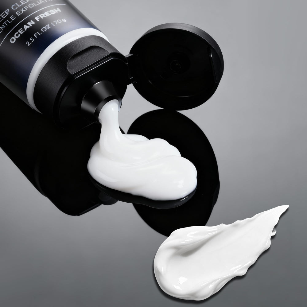Le Vital body spray bottle, light scent for everyday wear.