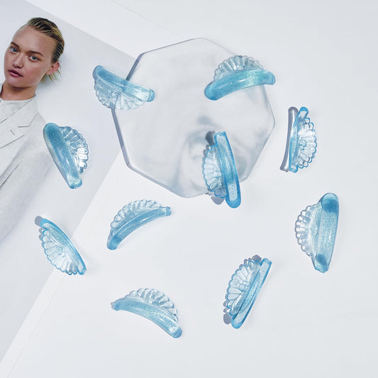 Libeauty seashell shape lash lift pad enhances precision for safer applications.