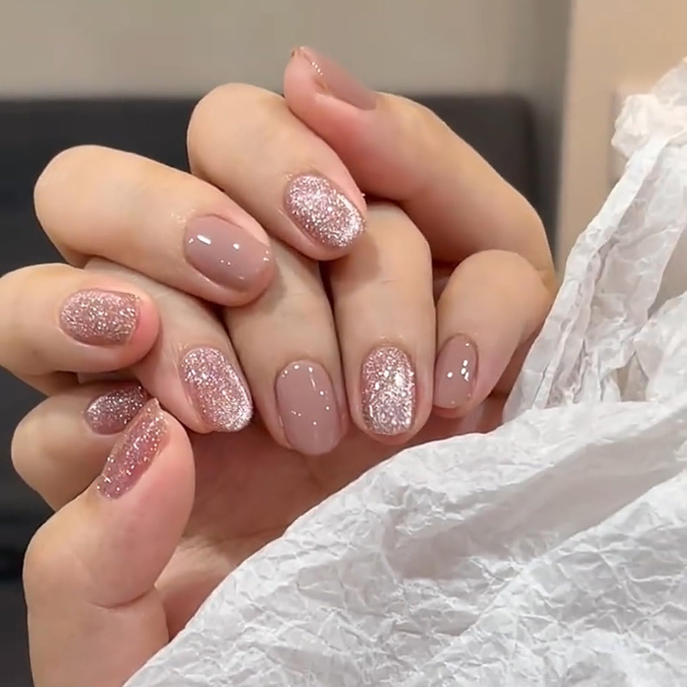 Light Rain Tender rounded-tip nails for natural elegance