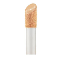 Lisa Eldridge Crystal Nebula pearls swatch reveals multidimensional shimmer.