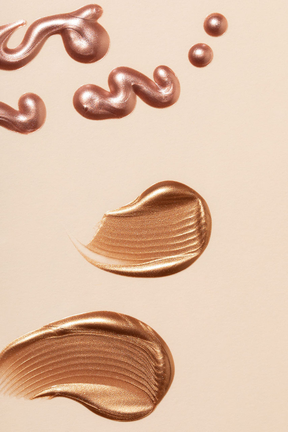 Live Tinted Hueglow texture swatch demonstrates weightless finish