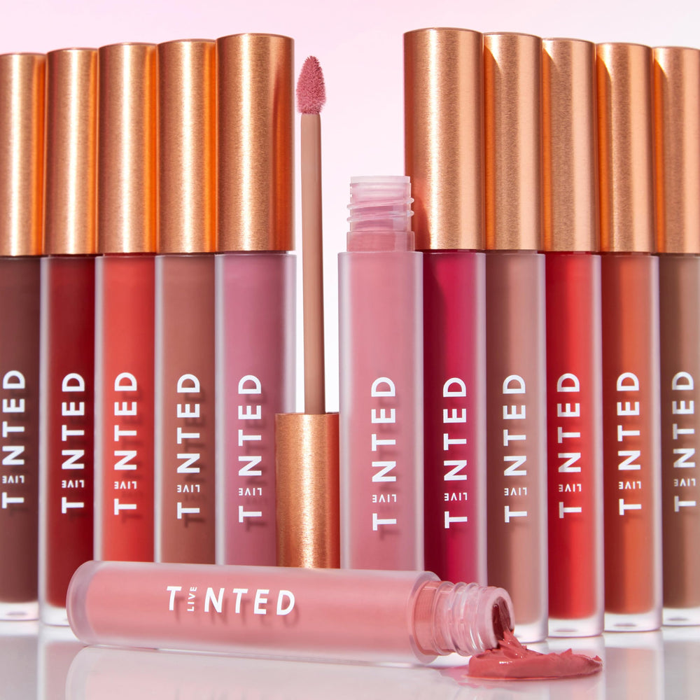 Live Tinted Huelip Liquid Lip Crème warm brown flexible wear