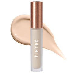 Live Tinted Hueskin Serum Concealer dispenser top enables smooth, controlled application