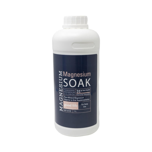 Living the Good Life Naturally magnesium soak bottle front for relaxation and skin hydration.