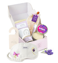 Lizush lavender candle for relaxing evenings and spa-like ambiance