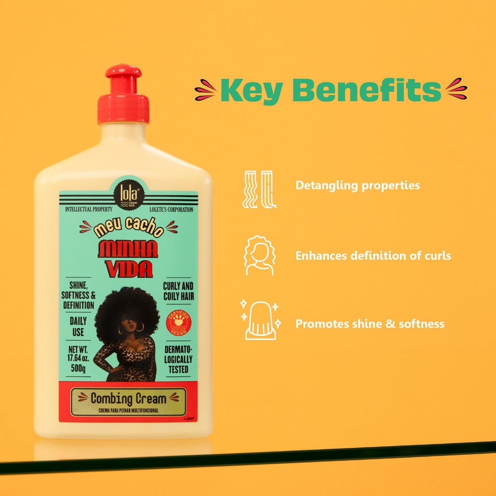 Dispensing cream from Lola bottle for easy application on damp hair.