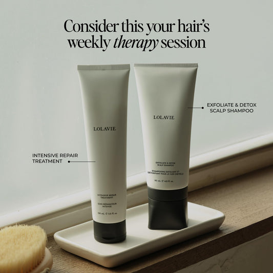 Lolavie Jen's Sunday Reset Exfoliate & Detox Shampoo shows scrub action boosting root volume.