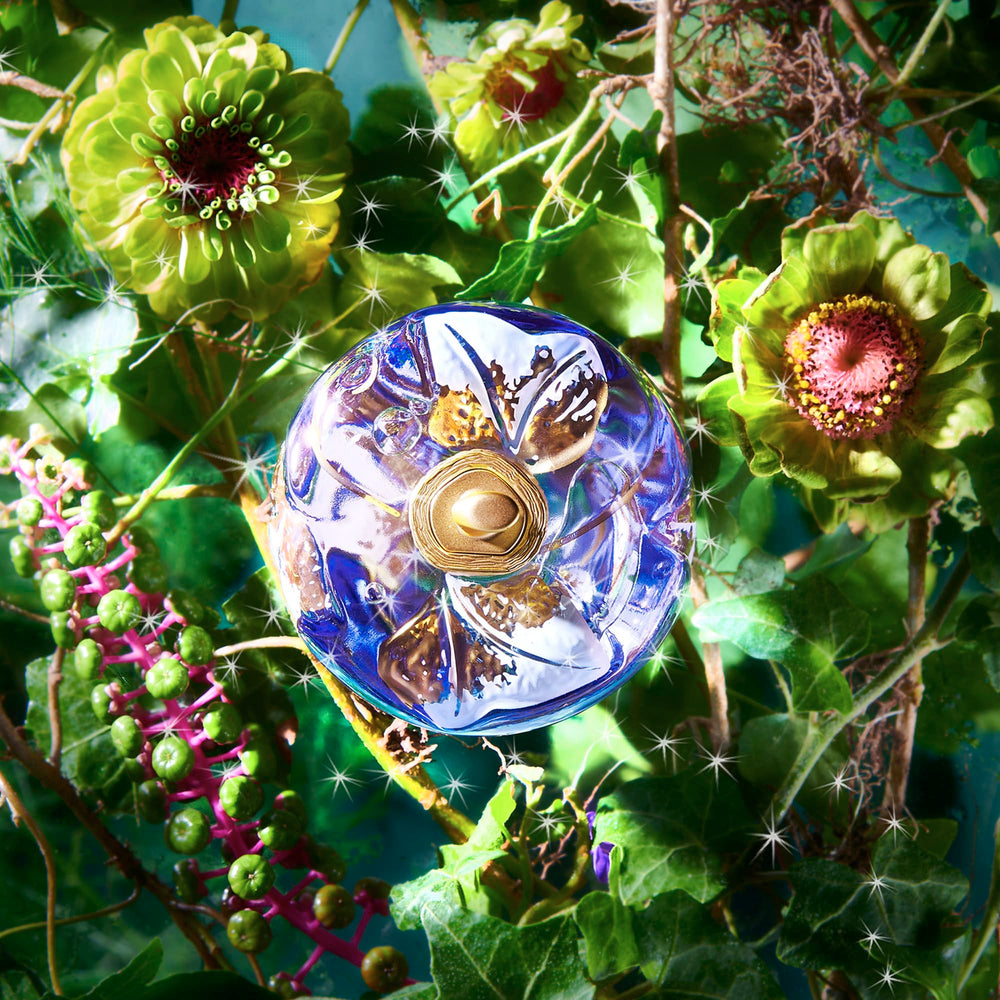 Lolita Lempicka Le Parfum gift set packaging, chic box design suitable for gifts.