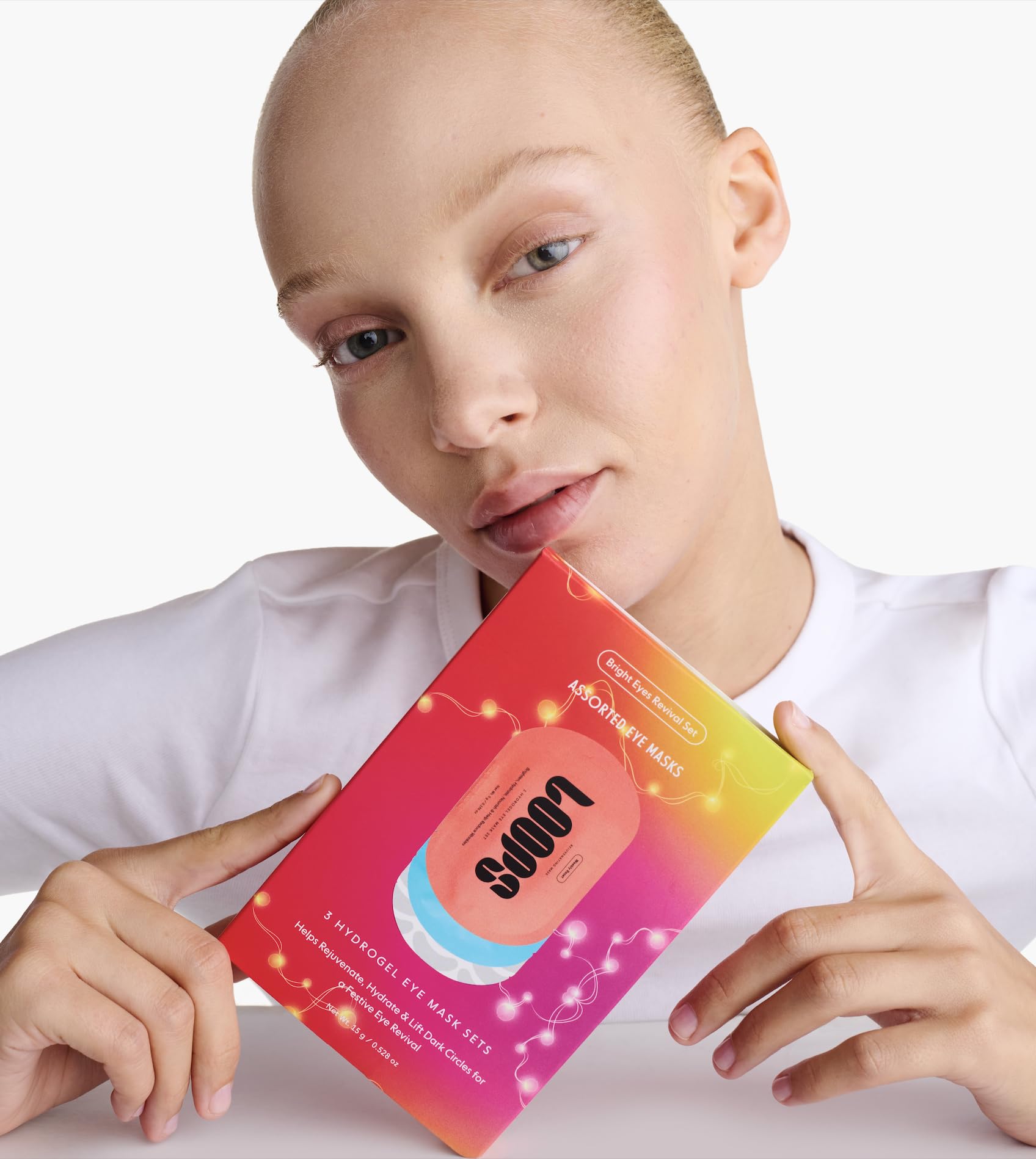 LOOPS Hydrating Hydrogel Eye Masks Kit-Red, Weekly Reset image, refreshing look around the eyes.