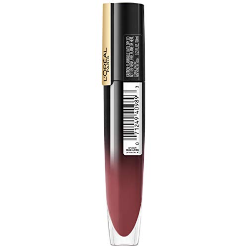 Precision applicator demonstrates clean, controlled color delivery for Brilliant Signature.