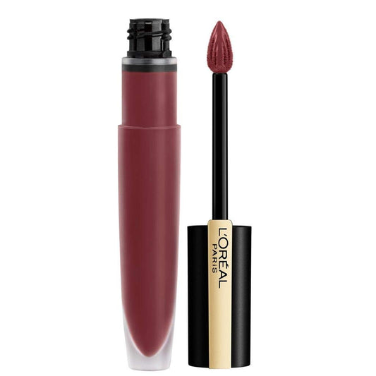 L’Oréal Paris Rouge Signature Matte Lip Stain application swatch for precise, vibrant color