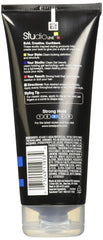 L'Oreal Paris Studio Line Clean Gel hands applying for precise styling