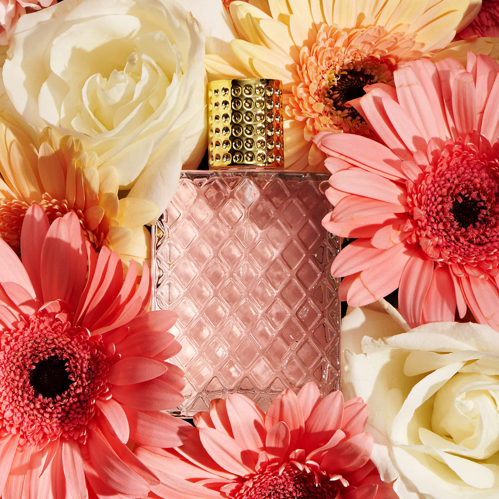 LOVERY lovery-red-tub-presentation: premium gift packaging that makes gifting feel special.