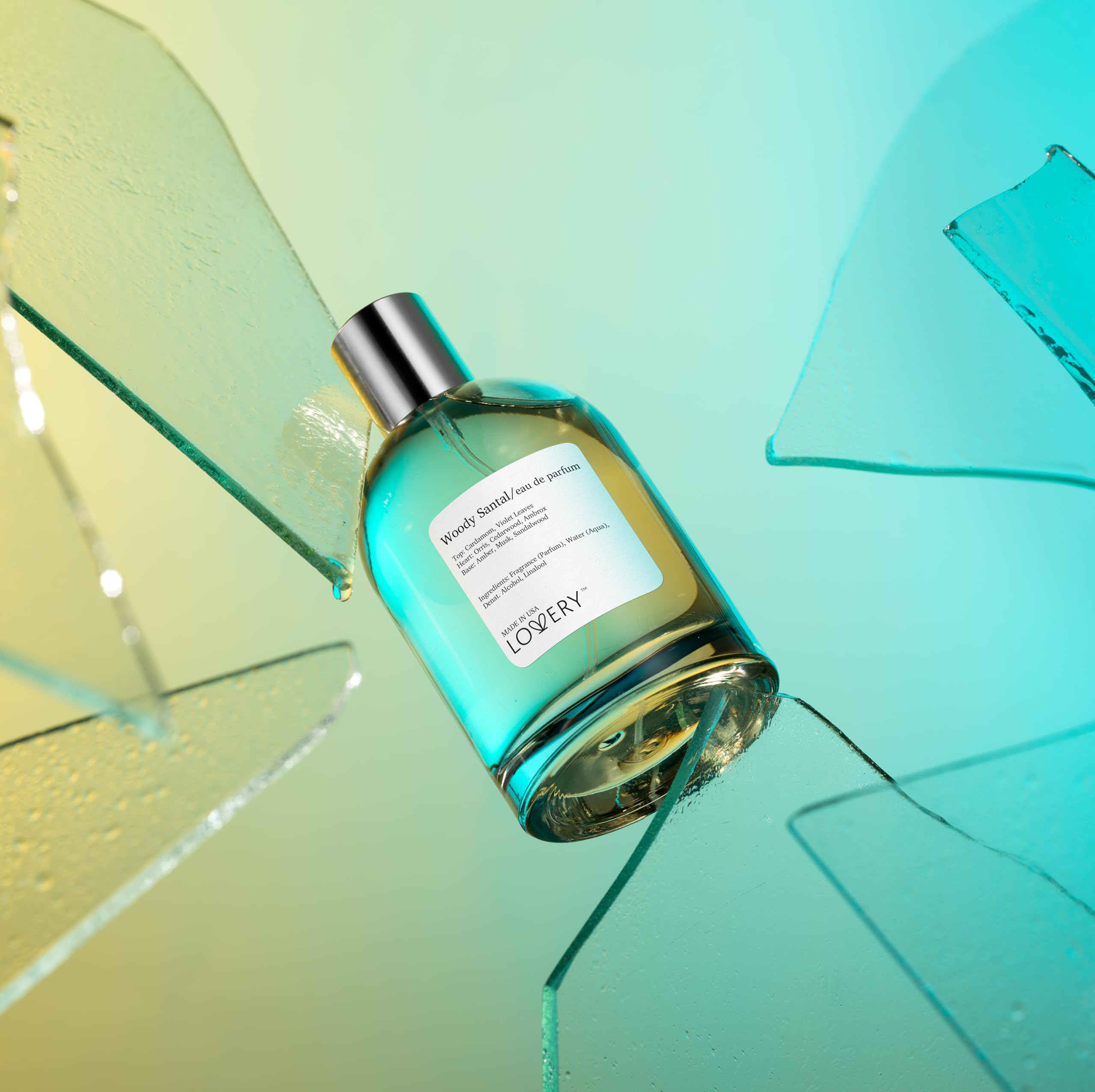 LOVERY Woody Santal glass bottle details convey luxury and refinement.