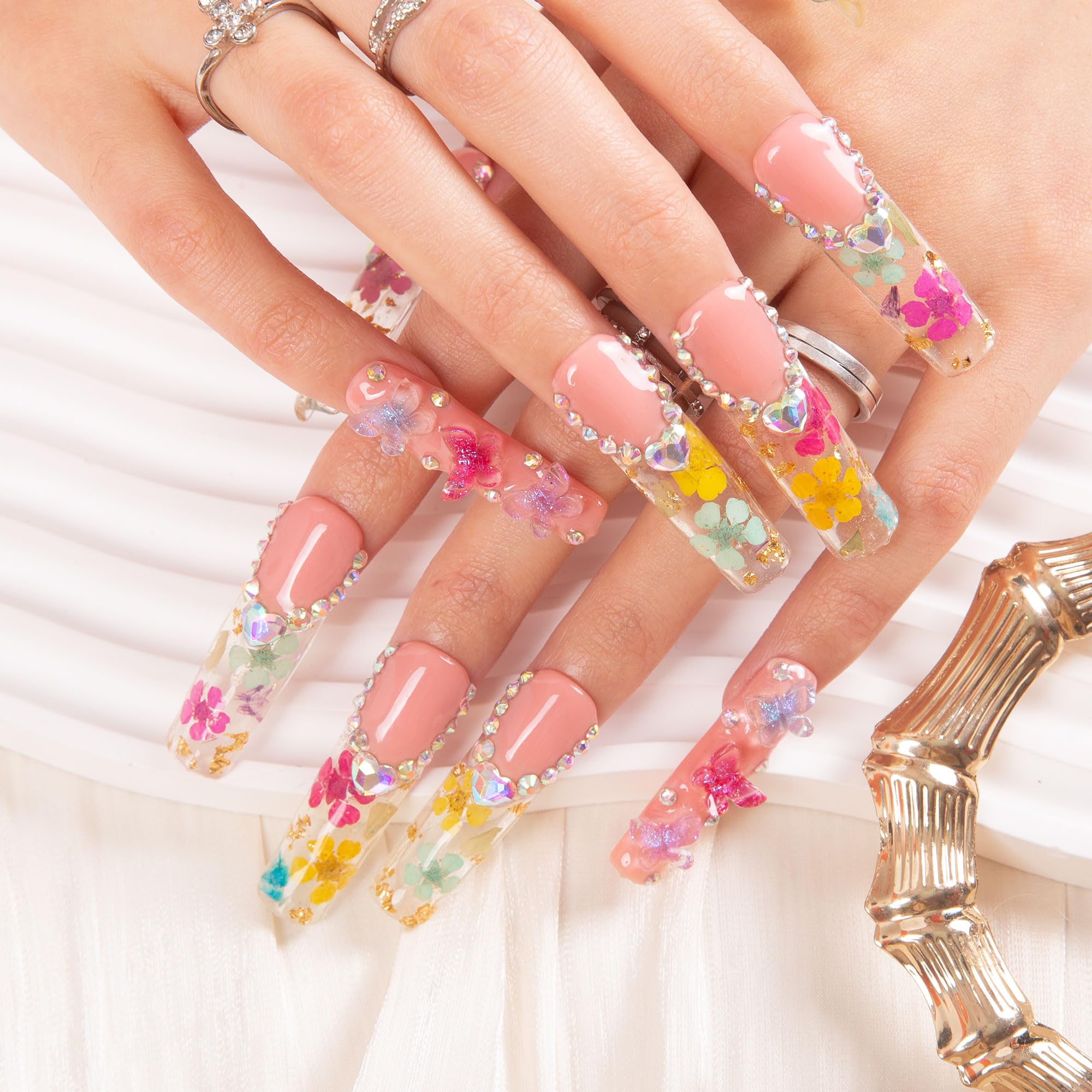 LOVFUL Flora press-on nails with easy application for quick glam at home