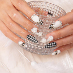 Almond regular 1.0 in Lovful nails shown in natural lighting