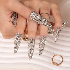 LOVFUL reusable nails highlighting trend designs for versatile wear.