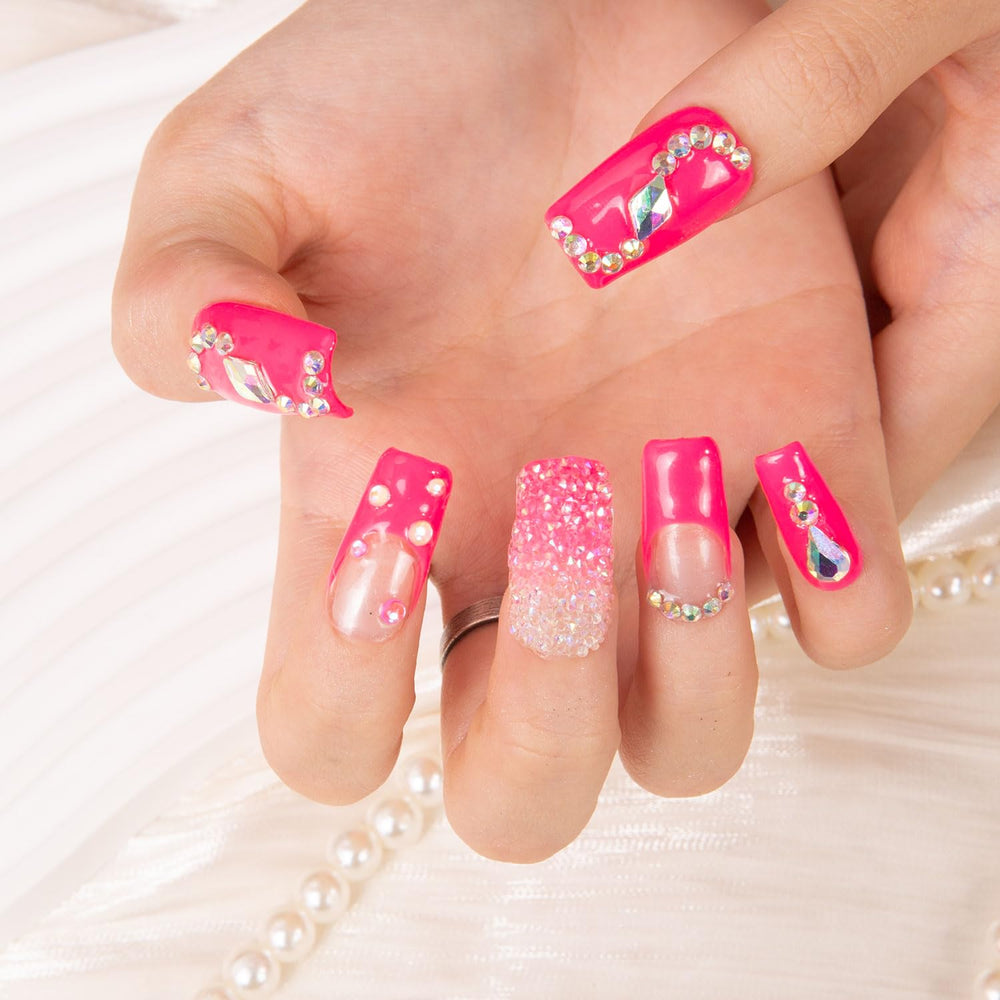 LOVFUL square regular 1in nails provide comfortable, secure wear.
