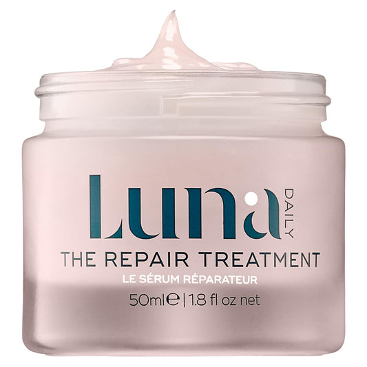 Luna Daily Stretch Mark Gel bottle close-up shows calming, repair-focused formula for smoother skin