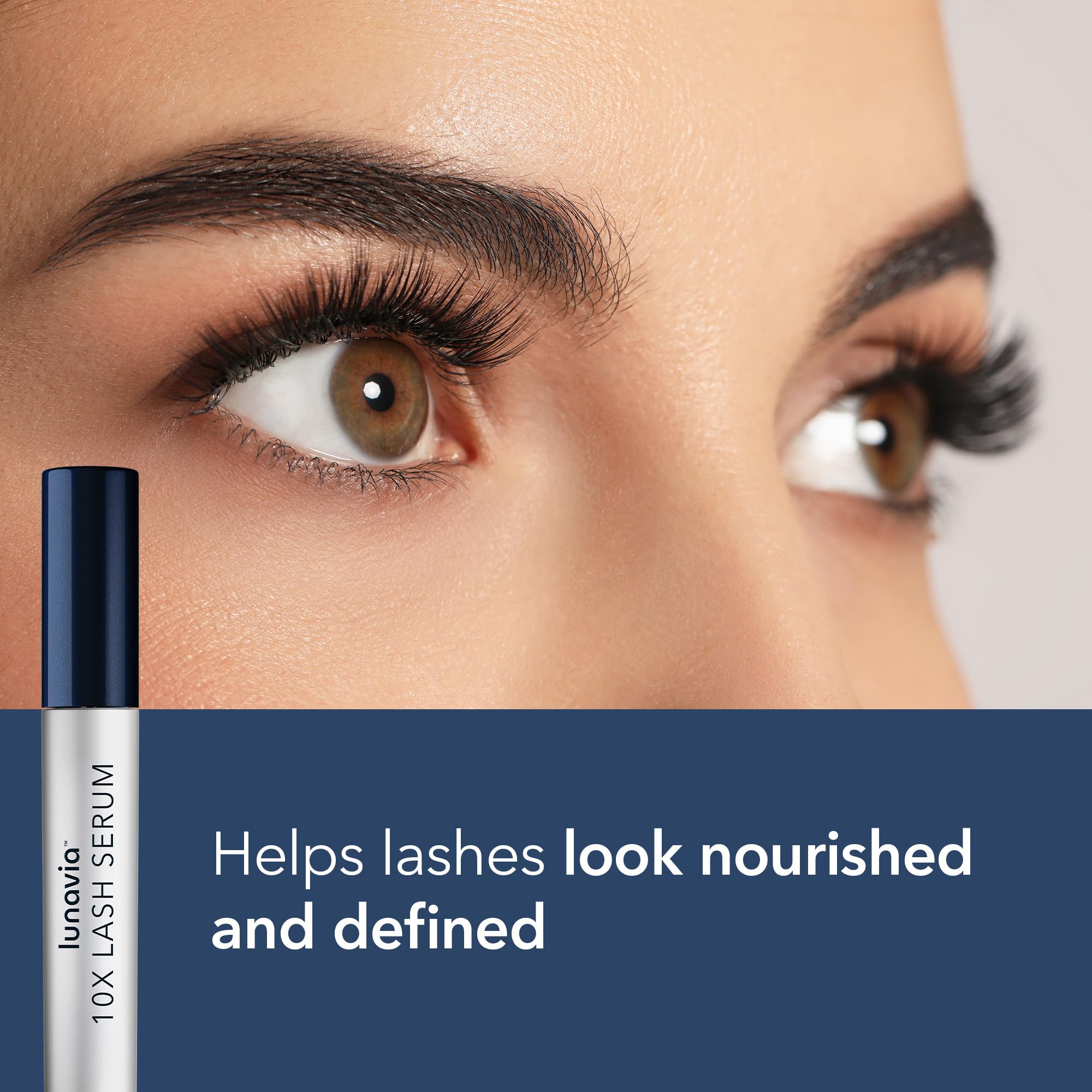 Lunavia with ginseng extract visual emphasizing revitalized lash appearance