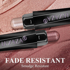 LUXAZA PRO built-in brush close-up demonstrates seamless color blending.