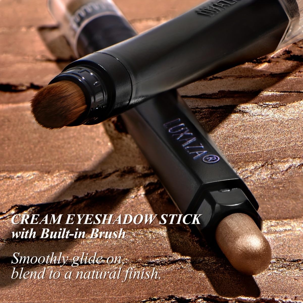Luxaza Pro built-in brush aids precise color placement and effortless blending.