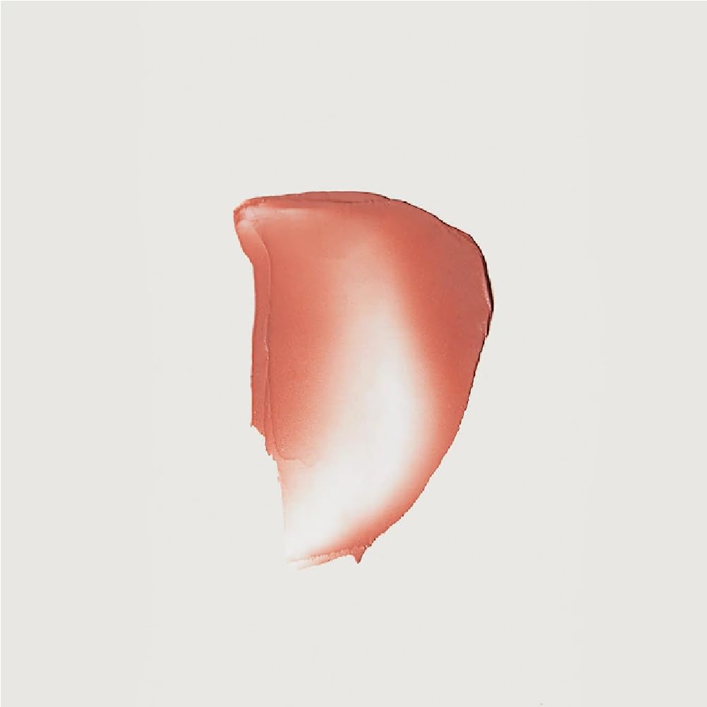 M Flush Balm Cream Blush spreads velvet texture for smooth, even application.
