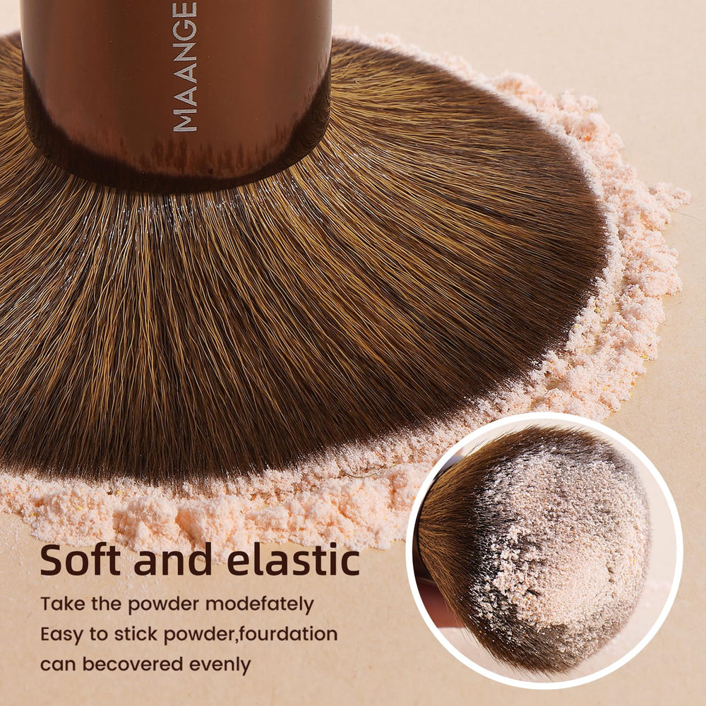 MAANGE travel carrying case keeps brushes organized on trips.