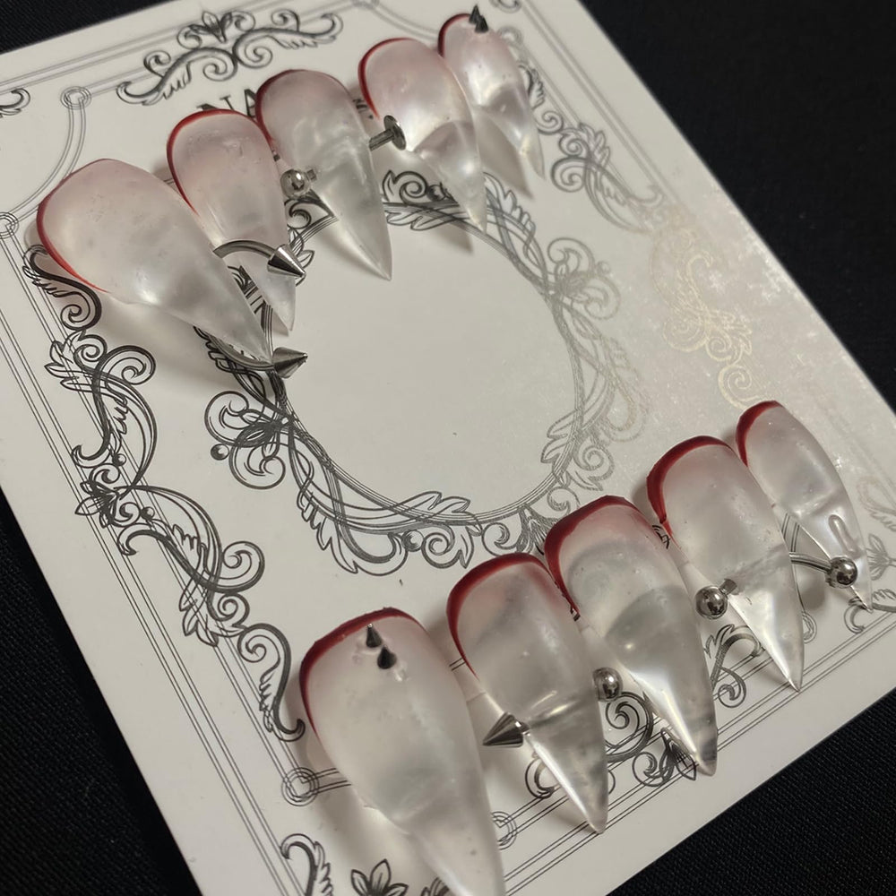 MABKJLF eagle-claw medium-stiletto nails deliver bold salon finish at home
