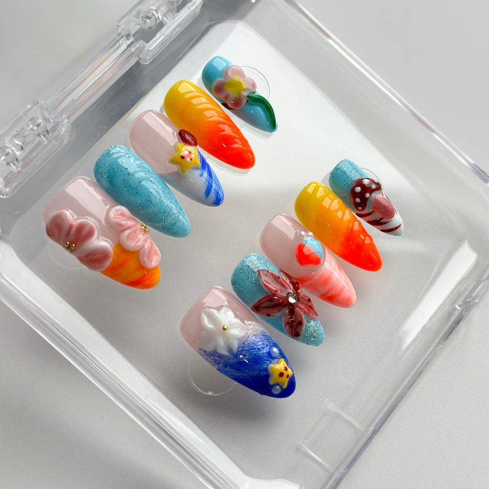 MABKJLF French-tip nails for chic, timeless elegance