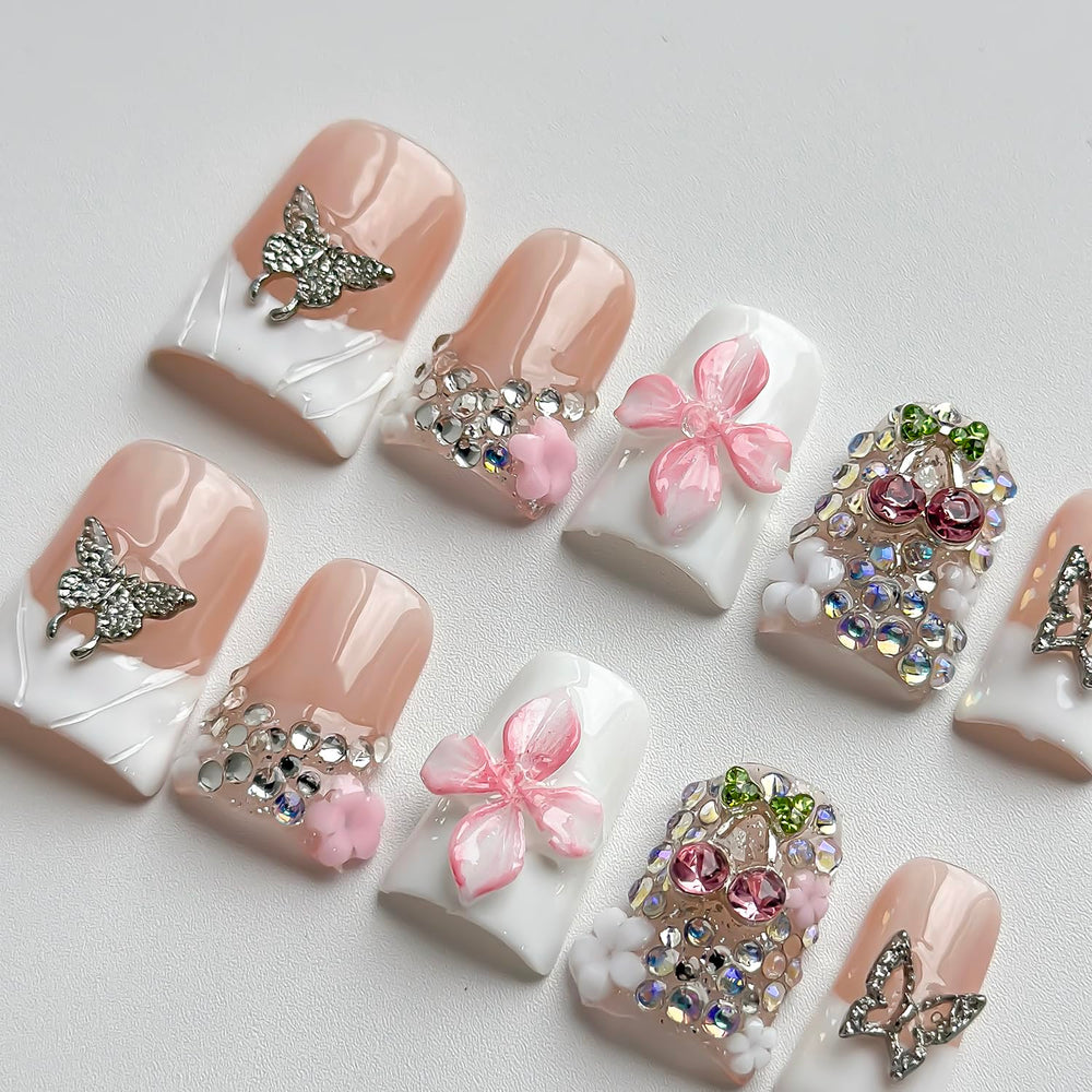 MABKJLF Luxury Press On Nails kit contents neatly arranged for quick home manicure.