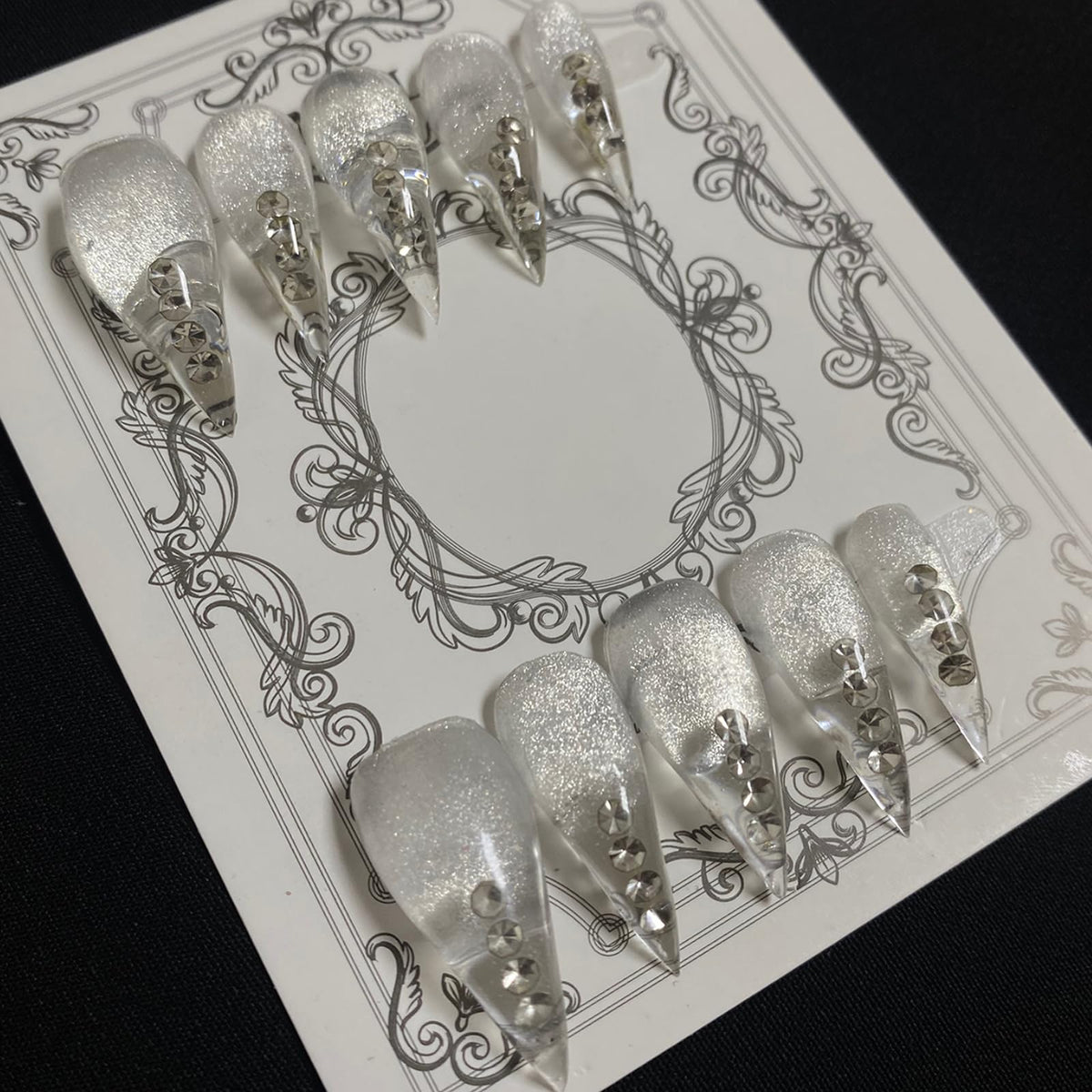 MABKJLF luxury press-on nails in medium stiletto shape for salon-quality at home