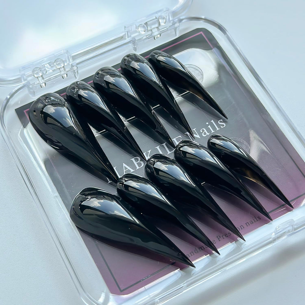 MABKJLF glossy black nails ideal for date night and events