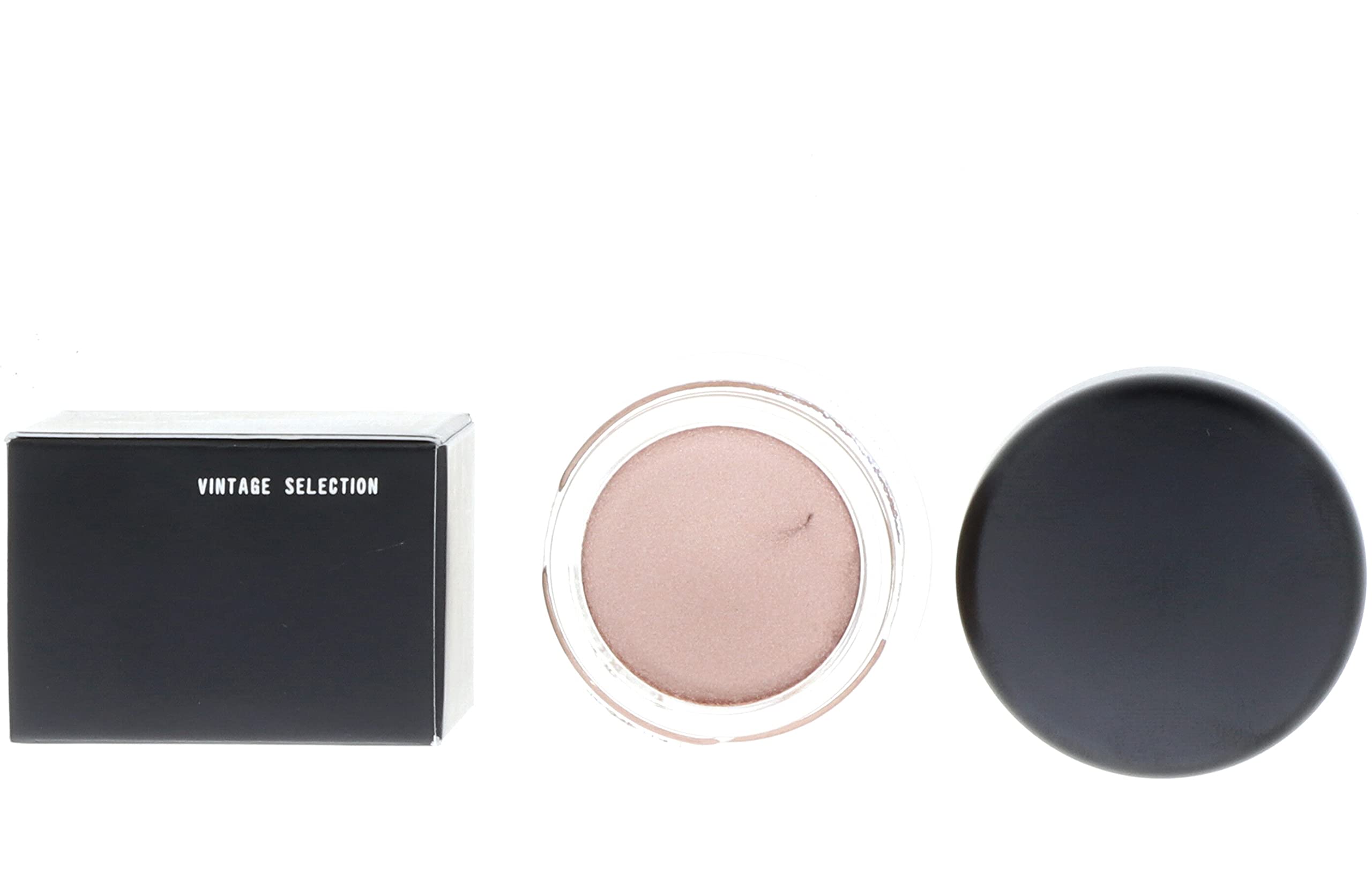MAC Cham Pale Paint Pot swatches reveal creamy texture and buildable coverage