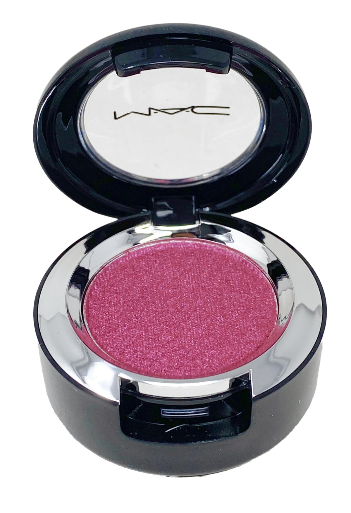 MAC Dazzleshadow Extreme Celebutante swatch on eyelid with molten rosy pink and red sparkle.