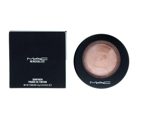 MAC Mineralize Skinfinish Cheeky Bronze compact with warm glow for daily wear