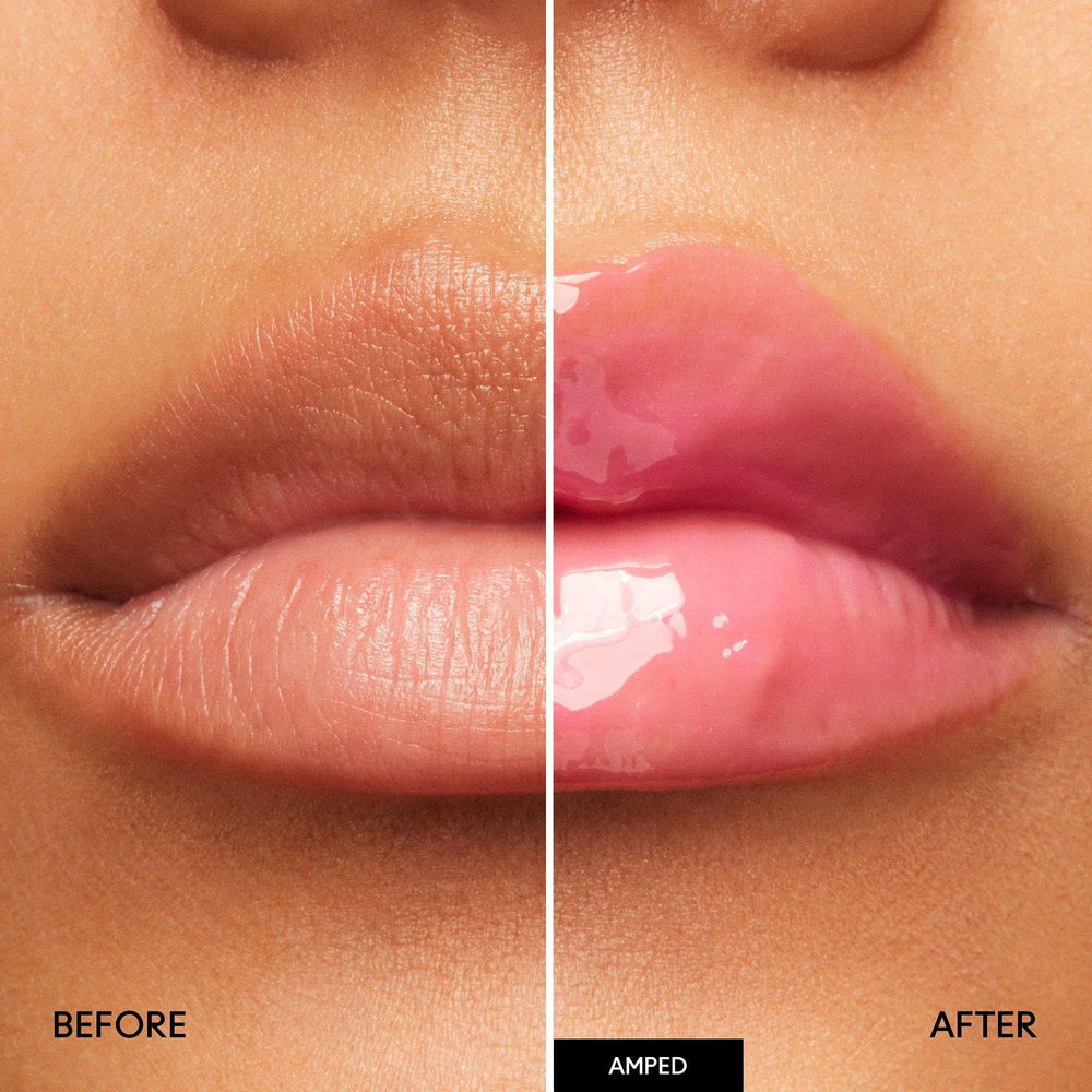 Tube close-up showing the glossy formula of the MAC Squirt Plumping Gloss Stick