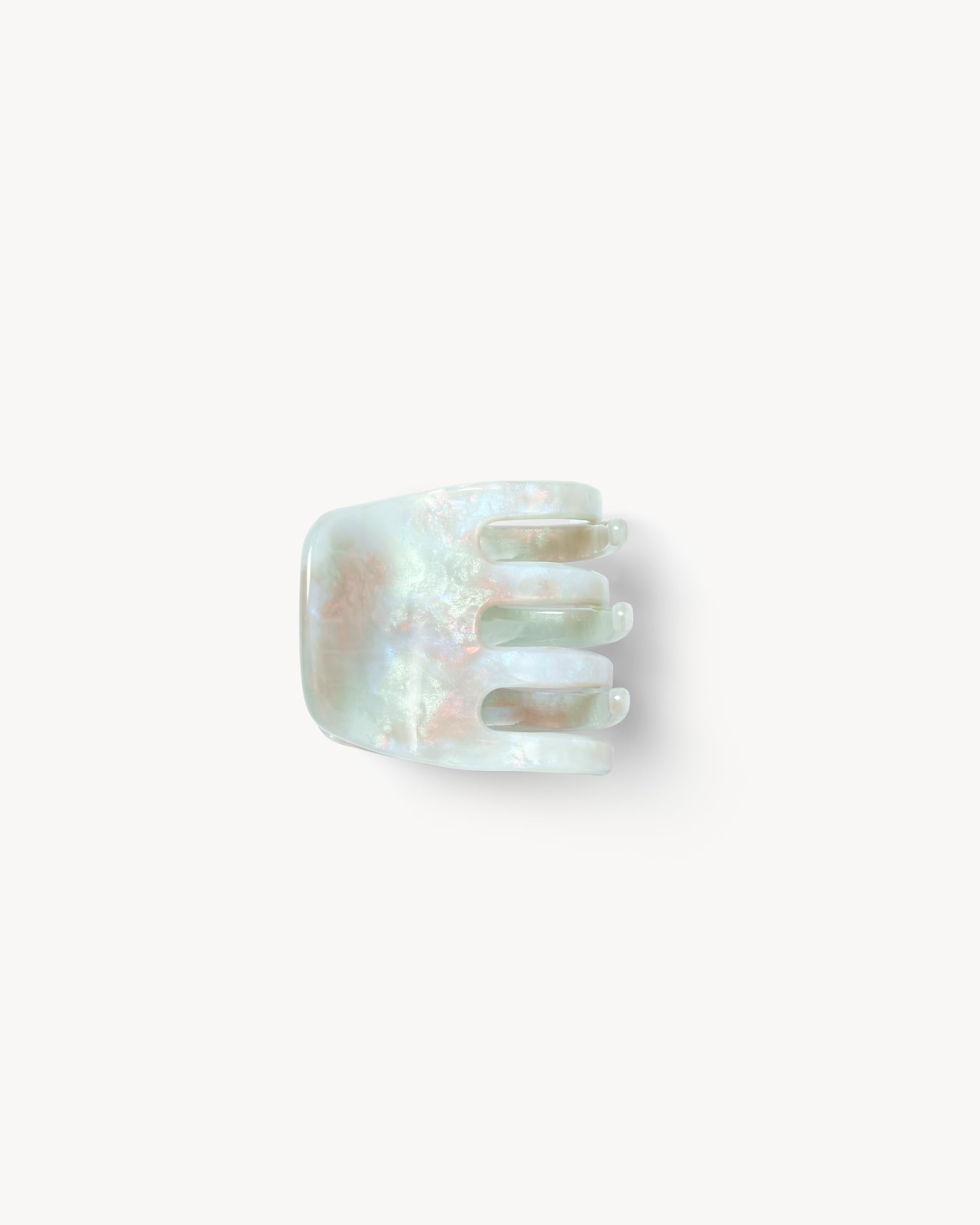MACHETE Astral Mint mini claw clip close-up showing interlocking teeth design.
