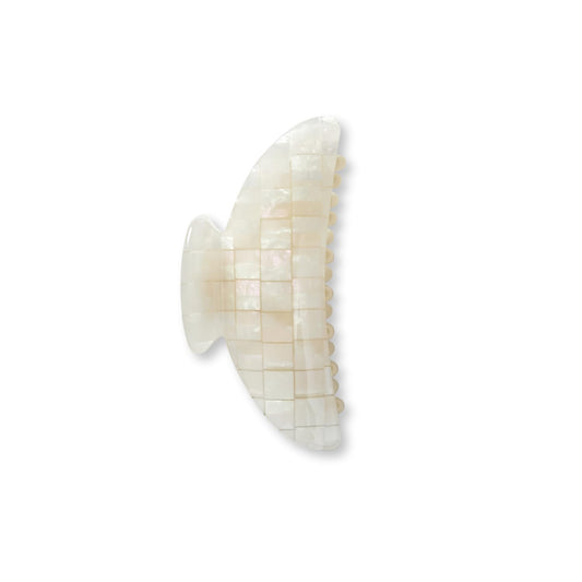 MACHETE midi heirloom claw with opalite shell checker; secure hold for medium hair volume.