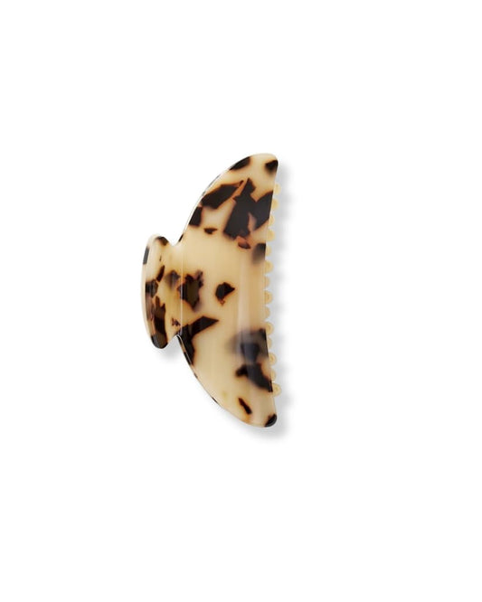 MACHETE Midi Heirloom Claw close-up in blonde tortoise with durable grip